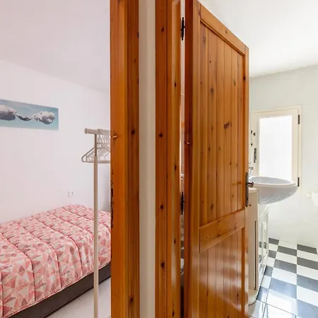 Su Due Livelli, Con Aria Condizionata Apartment Castelsardo